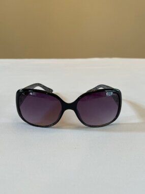 STEVE MADDEN | Burke Black Women's Sunglasses - EUC